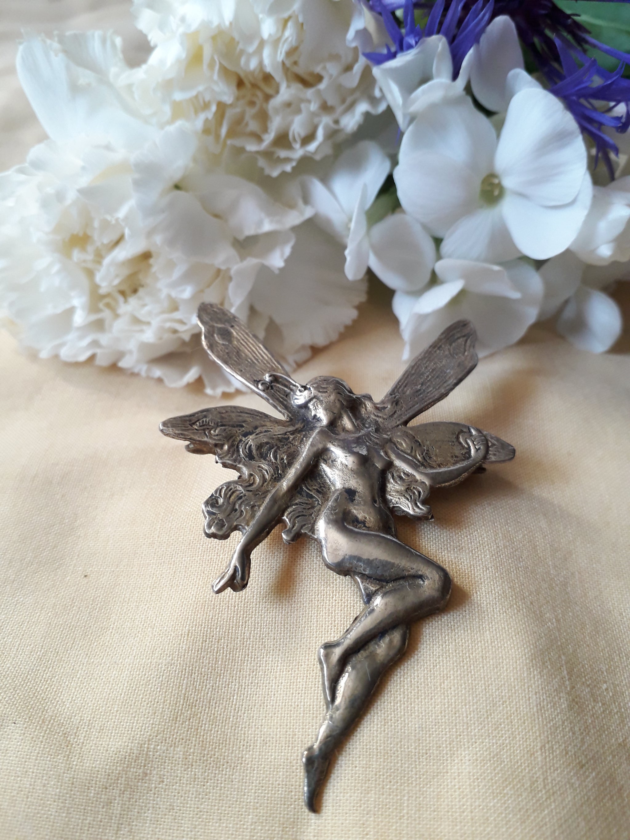 Broche Palestinienne Vintage – Métal Doré, Occasion – Pièce Ethnique Décorative