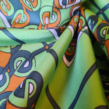 Charger l&#39;image dans la galerie, Petit foulard vintage Yolène - Vert pomme - 50 × 50
