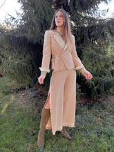 Charger l&#39;image dans la galerie, Ensemble vintage Maury - Blazer et pantalon fendu. Beige. Taille S, 36, 38. Made in France
