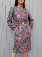 Charger l&#39;image dans la galerie, Robe vintage Cassie - Boutonnage asymétrique. Taille M, 38, 40. Marcelle Griffon
