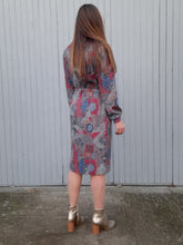 Charger l&#39;image dans la galerie, Robe vintage Cassie - Boutonnage asymétrique. Taille M, 38, 40. Marcelle Griffon
