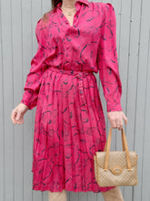 Charger l&#39;image dans la galerie, Robe plissée vintage Églantine - Imprimé floral irisé. Taille M, 38, 40. Devernois. Made in France.
