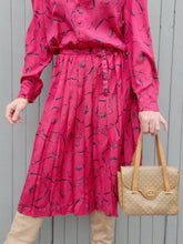 Charger l&#39;image dans la galerie, Robe plissée vintage Églantine - Imprimé floral irisé. Taille M, 38, 40. Devernois. Made in France.
