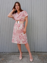 Charger l&#39;image dans la galerie, Robe vintage Nadia - Maxi paisley vieux rose, double boutonnage. Taille XL, 42,44
