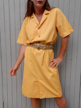 Charger l&#39;image dans la galerie, Robe vintage Candice - Chemise jaune en coton. Taille L, 40, 42. Made in Italy.
