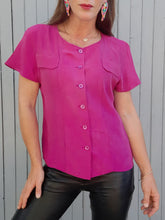 Charger l&#39;image dans la galerie, Chemise vintage Emilia - Soie fuchsia. Taille S, 36, 38. Fink Modell.
