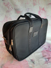 Charger l&#39;image dans la galerie, Sac de voyage Caroline - Valise week-end en toile noire. Lancel. Made in France
