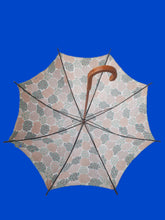Charger l&#39;image dans la galerie, Parapluie canne vintage Manon - Imprimé floral. Véritable O.N.M Paris. Made in France.
